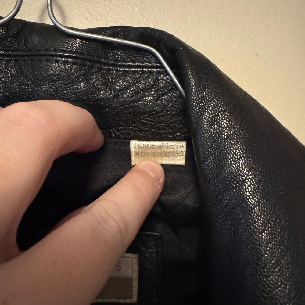 Perry Ellis Black Leather Jacket - Picture 3 of 8